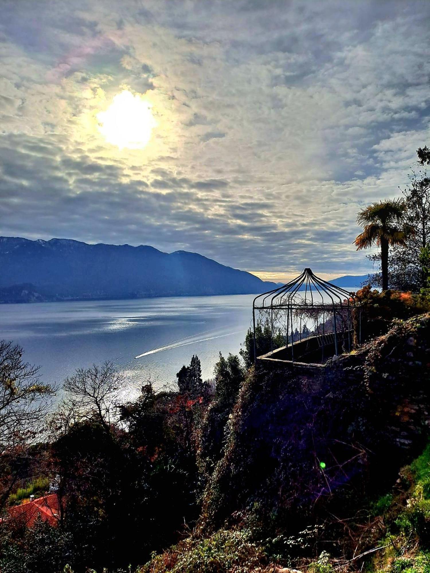 Apartmán Residenza Le Camelie Oggebio Exteriér fotografie